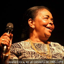 A los 70 años, falleció la cantante caboverdiana Cesaria Evora