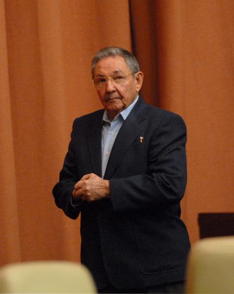 En fotos, Raúl preside sesión del Parlamento cubano