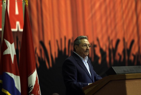 #CubaVa: Ratifica Raúl Castro que Cuba no sacrificará la unidad de su pueblo (+Video y fotos)