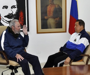 En fotos, Fidel y Raúl visitan a Chávez