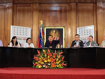 Presidente #Chávez lanza Misión a Toda Vida #Venezuela
