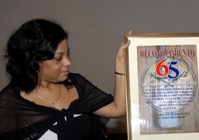 #CubaRadio90 Omayda Alonso: Radio Reloj es mi vida