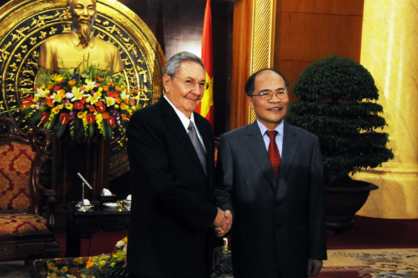 Finalizó Raúl Castro visita a Vietnam: A nuestros pueblos los unen sentimientos profundos y especiales