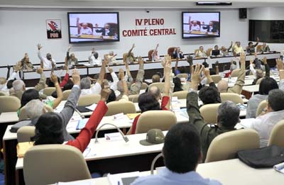 Sesionó IV Pleno del Comíte Central del Partido