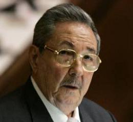 Raúl Castro intercambia con autoridades de Guantánamo sobre el paso de Isaac