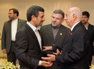 Ahmadineyah recibió a Machado Ventura en Teherán