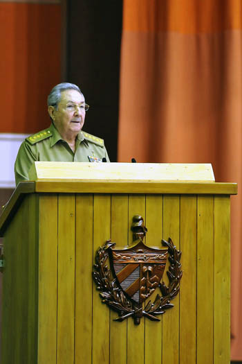 #Cuba Raúl Castro:  Persistiremos en nuestro rumbo propio