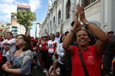#Venezuela: Convocan al pueblo a una gran concentración este 10 de enero en respaldo a #Chávez