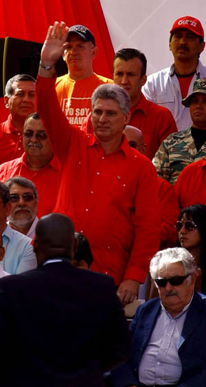 Intervención del vicepresidente de #Cuba Miguel Díaz-Canel en el acto de solidaridad en apoyo a Chávez, en Caracas