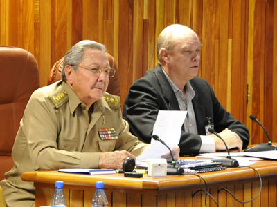 #Cuba Presidió el General de Ejército Raúl Castro Ruz reunión ampliada del Consejo de Ministros