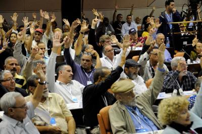 #Cuba Concluyó el VIII Congreso de la UNEAC. Reelecto Miguel Barnet