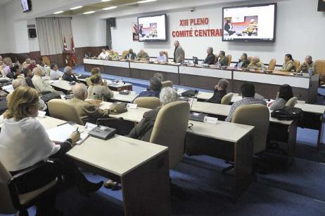 #Cuba Evaluó Pleno del Comité Central documentos que serán debatidos en el VII Congreso del Partido