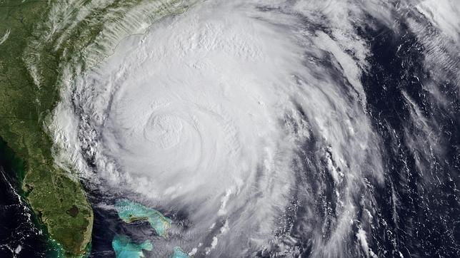 Cerrados los aeropuertos de Nueva York ante la  inminente llegada del huracán